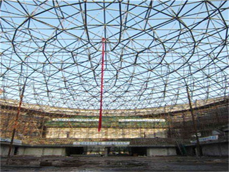 应力腐蚀裂纹的成因