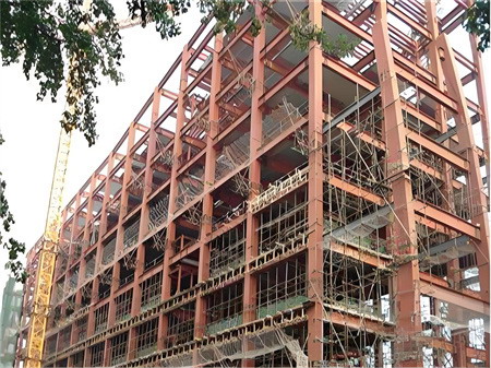 优化高层钢结构的风振响应